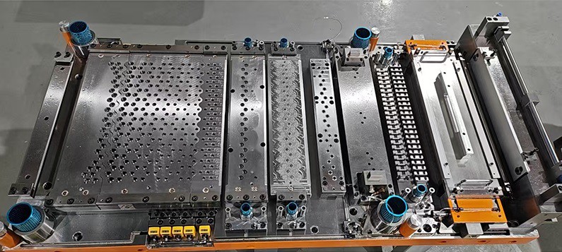 2025110920443187218 2025110920443187218